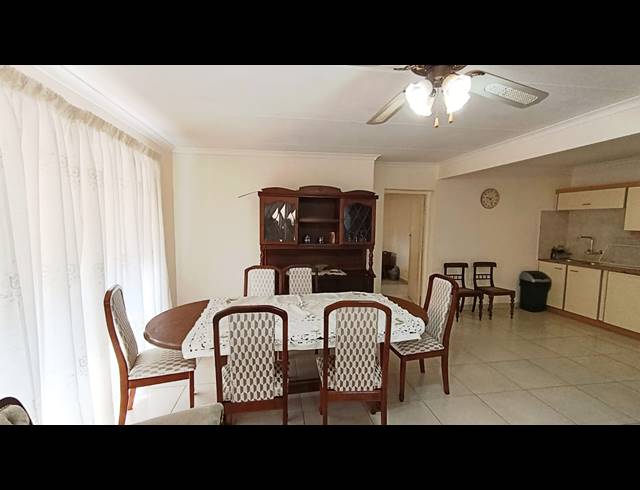 1 BEDROOM APARTMENT TO LET IN ERASMUSRAND